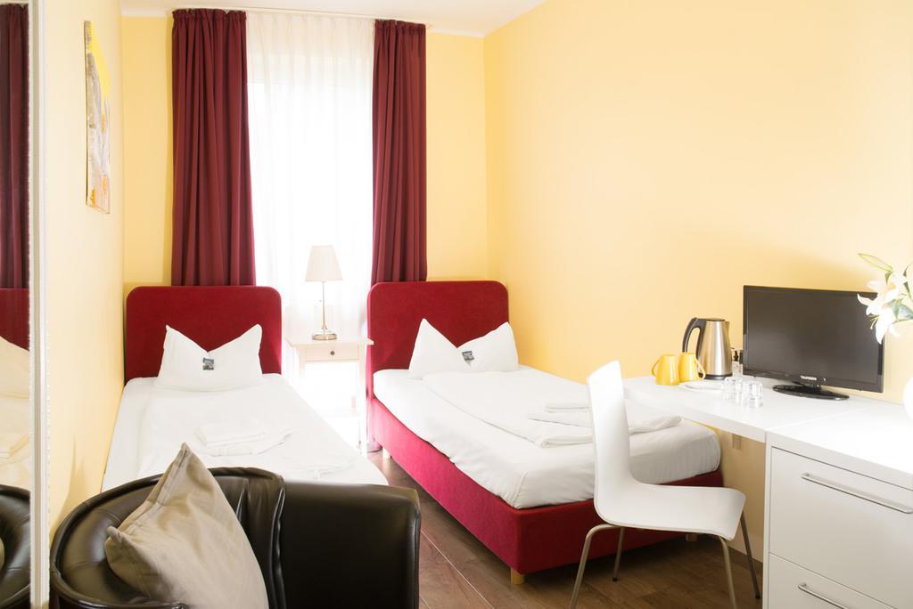 Barcelona Bed & Breakfast دوسلدورف المظهر الخارجي الصورة