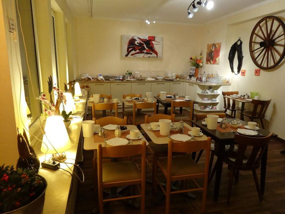 Barcelona Bed & Breakfast دوسلدورف المظهر الخارجي الصورة