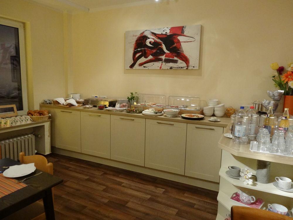 Barcelona Bed & Breakfast دوسلدورف المظهر الخارجي الصورة