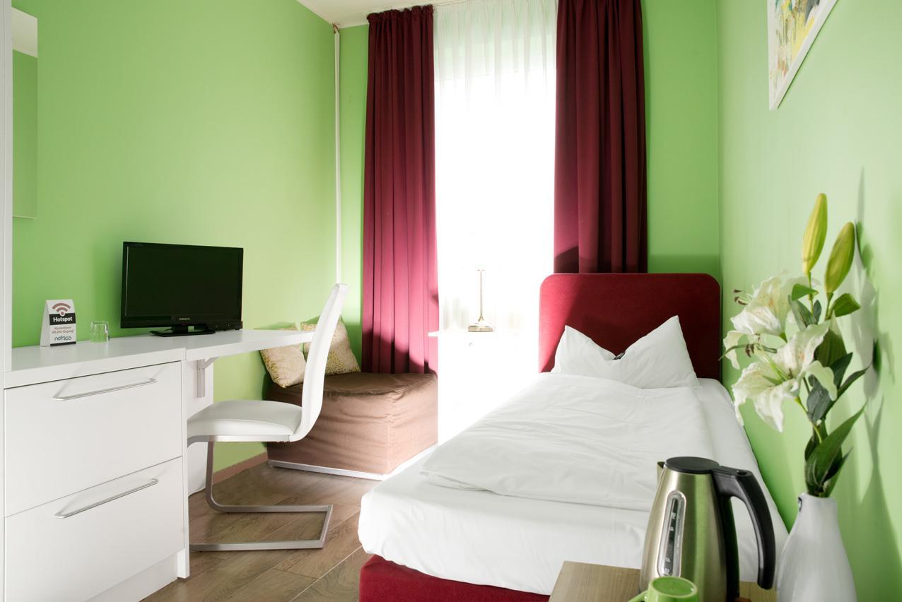Barcelona Bed & Breakfast دوسلدورف المظهر الخارجي الصورة